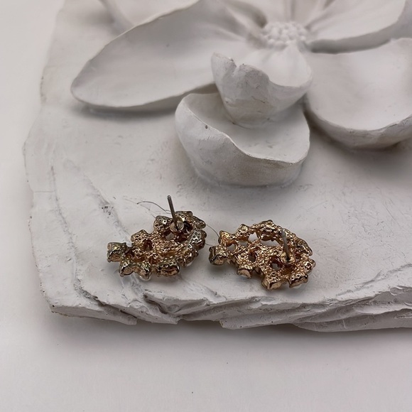 Paisley Pearl & AB Crystal Earrings - Picture 4 of 7